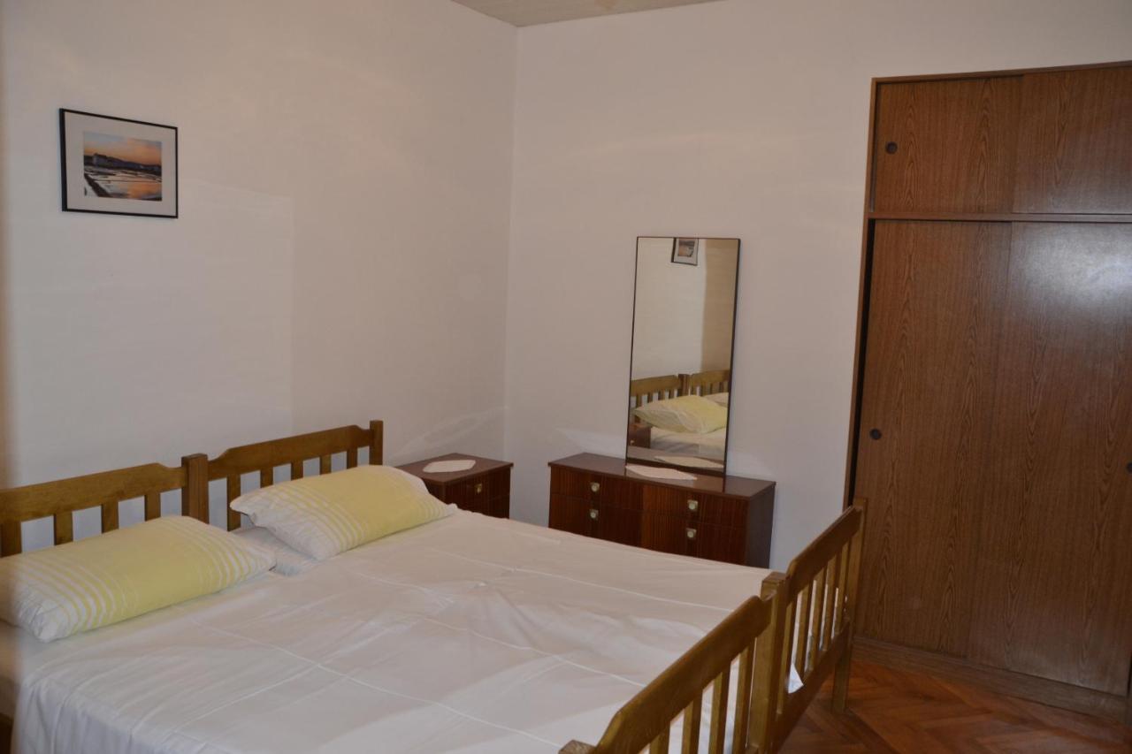 Apartments By The Sea Kustici, Pag - 6335 Zubovići Eksteriør billede
