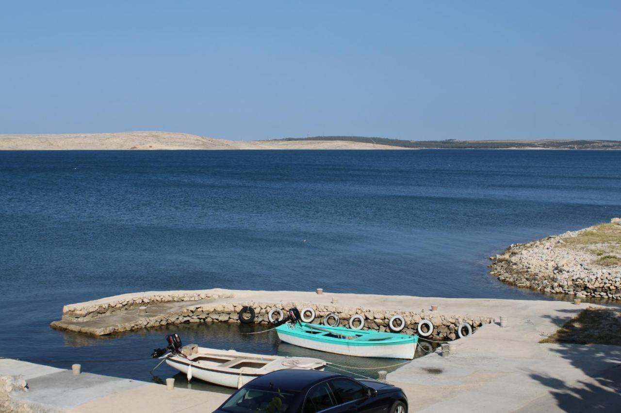 Apartments By The Sea Kustici, Pag - 6335 Zubovići Eksteriør billede