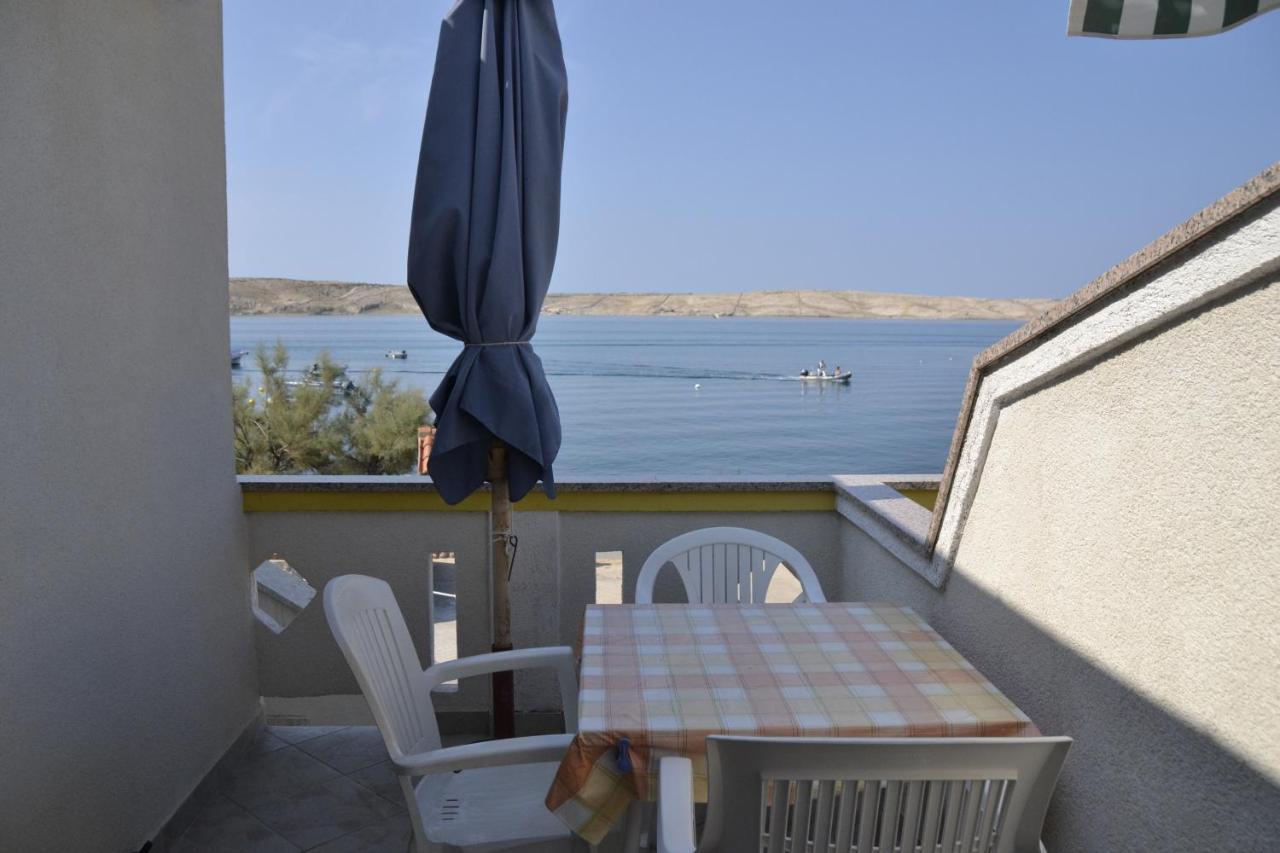 Apartments By The Sea Kustici, Pag - 6335 Zubovići Eksteriør billede