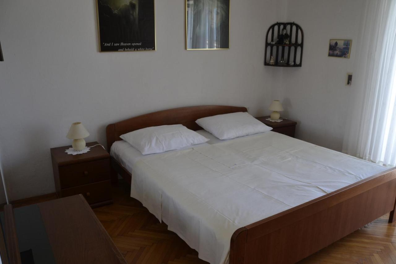 Apartments By The Sea Kustici, Pag - 6335 Zubovići Eksteriør billede